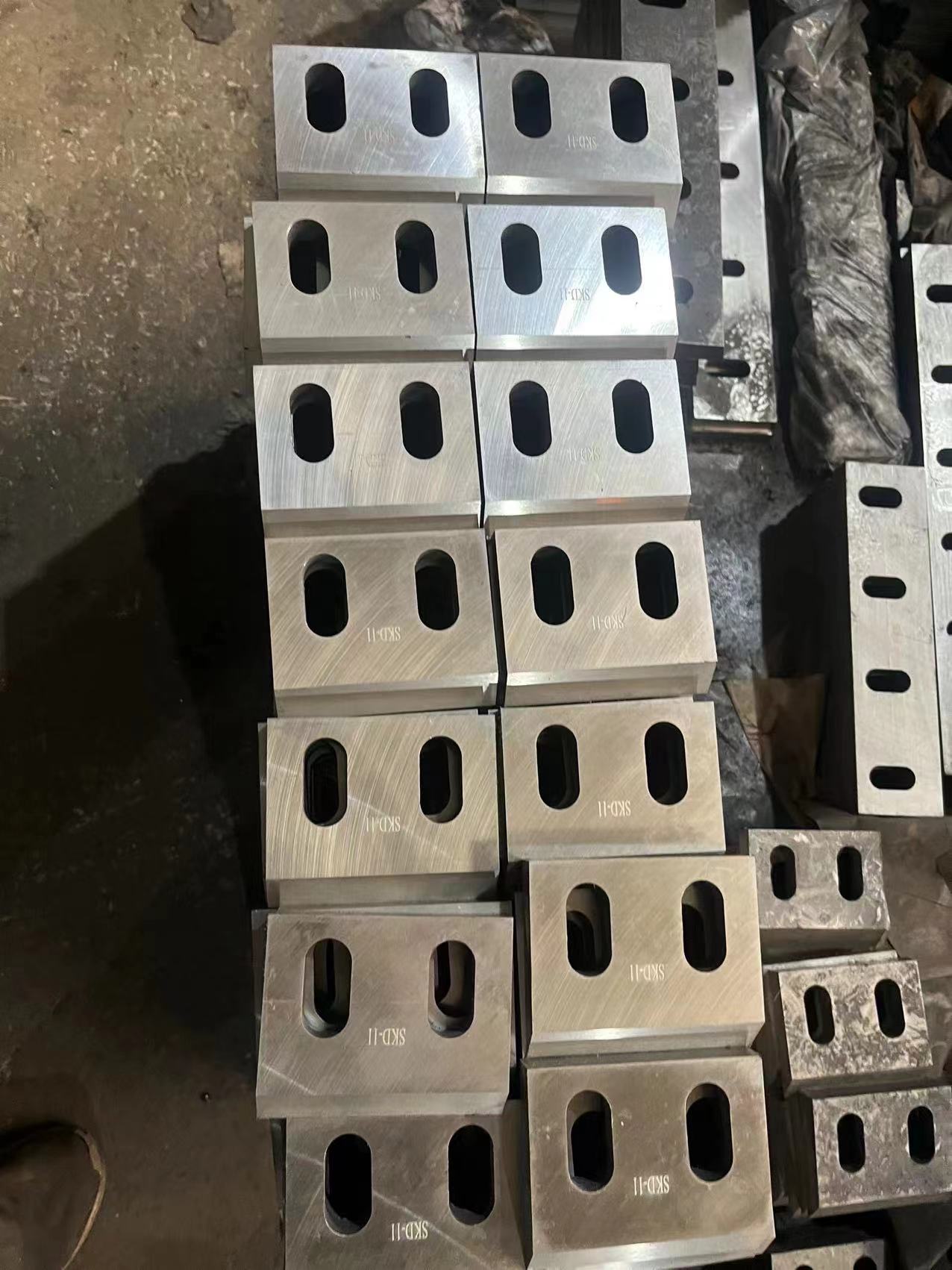 Plastic shredder blades (13) Plastic shredder blades (13)