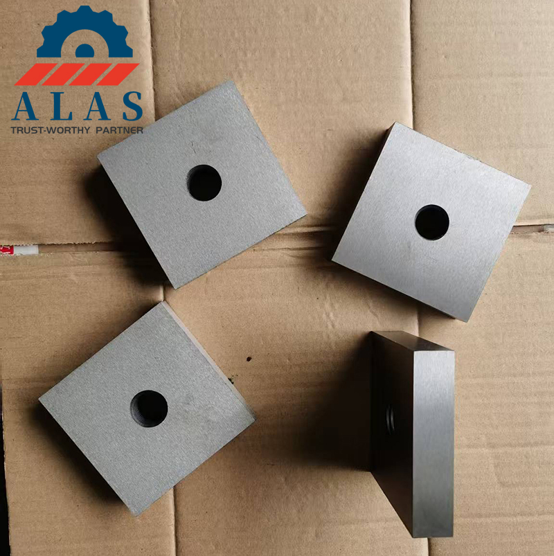 Vacuum Hardened H13 Square Cutter Blade Precision grounded H13 alloy steel bar cutter blades with vacuum heat treatment for high-strength deformed rebar cutting
