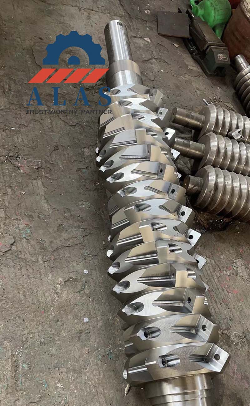 ALAS Branded Single Shaft Shredder Rotor Shaft Assembly Heavy-duty single shaft shredder rotor assembly branded by ALAS, featuring precision-machined rotary shaft and square blade holders