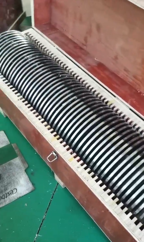 custom-size-industrial-slitter-knives-01