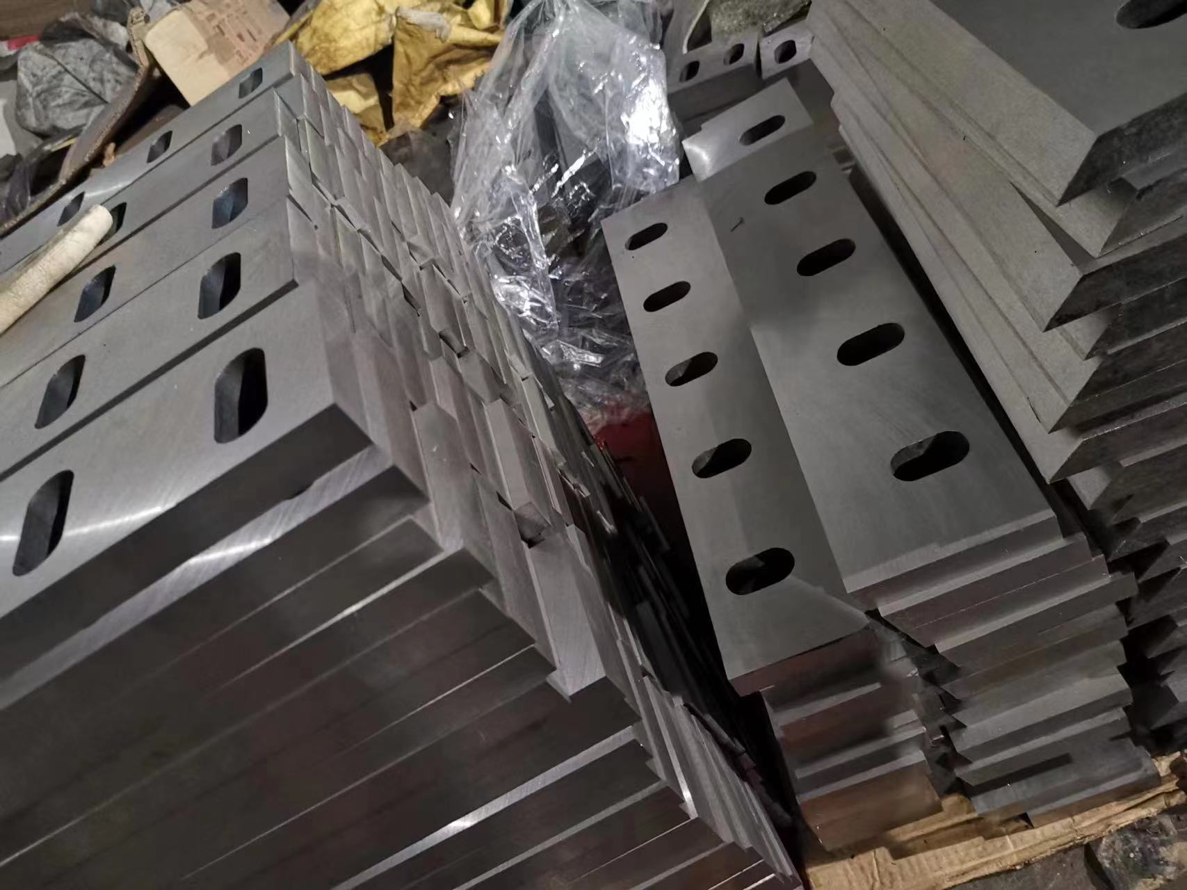 High-Quality Shredder Blades for Industrial Applications