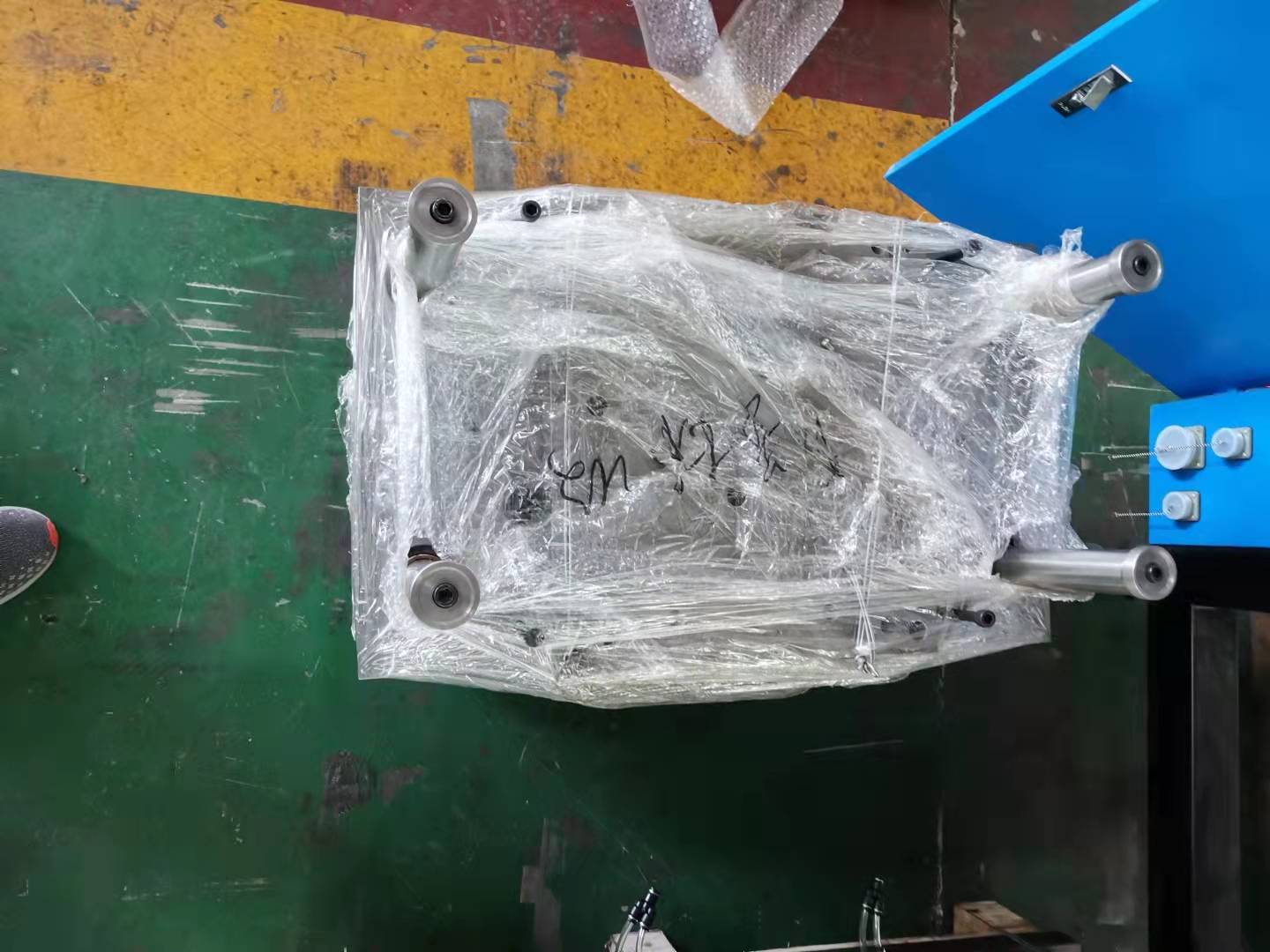 blanking-and-forming-die-unit-01