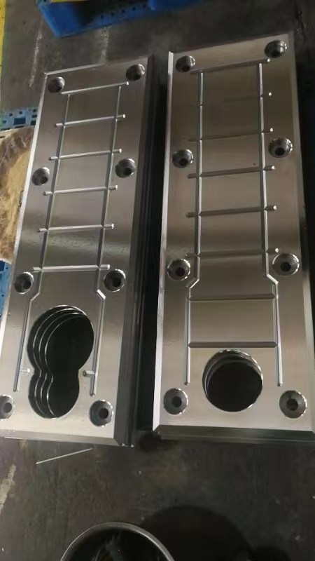 Back-up Roll Bearing Block Liners 4