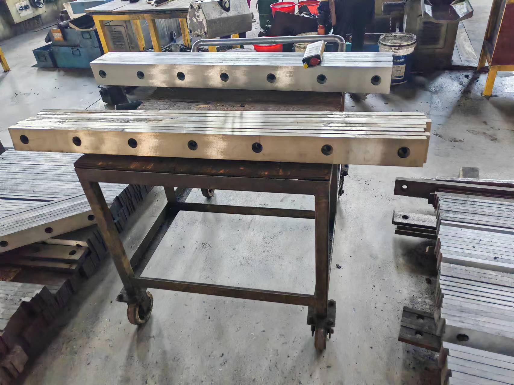 precision-ground guillotine blades for heavy-duty metal sheet cutting
