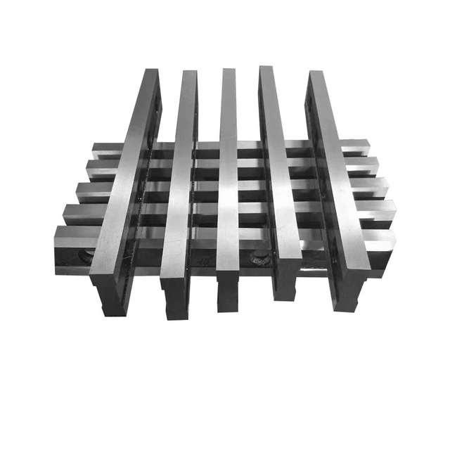 Mechanical shearing machine blade