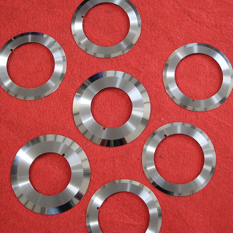 various-sizes-circular-slitting-knives-collection