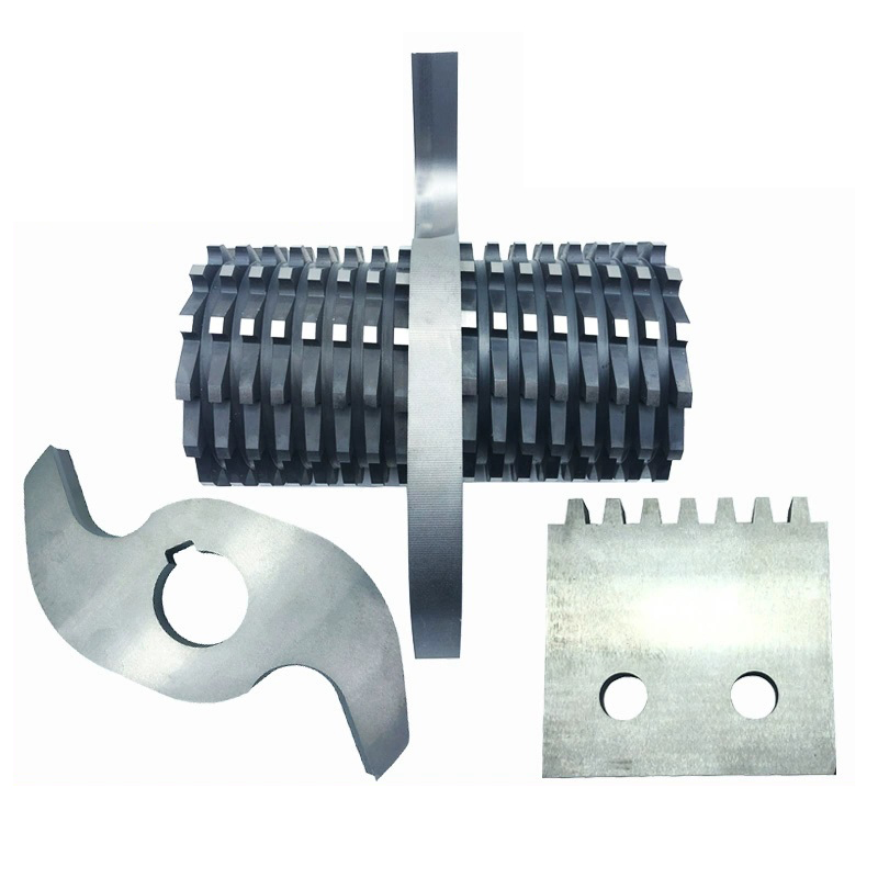 Durable low speed shredder blades for plastic pipe and pallet recycling
