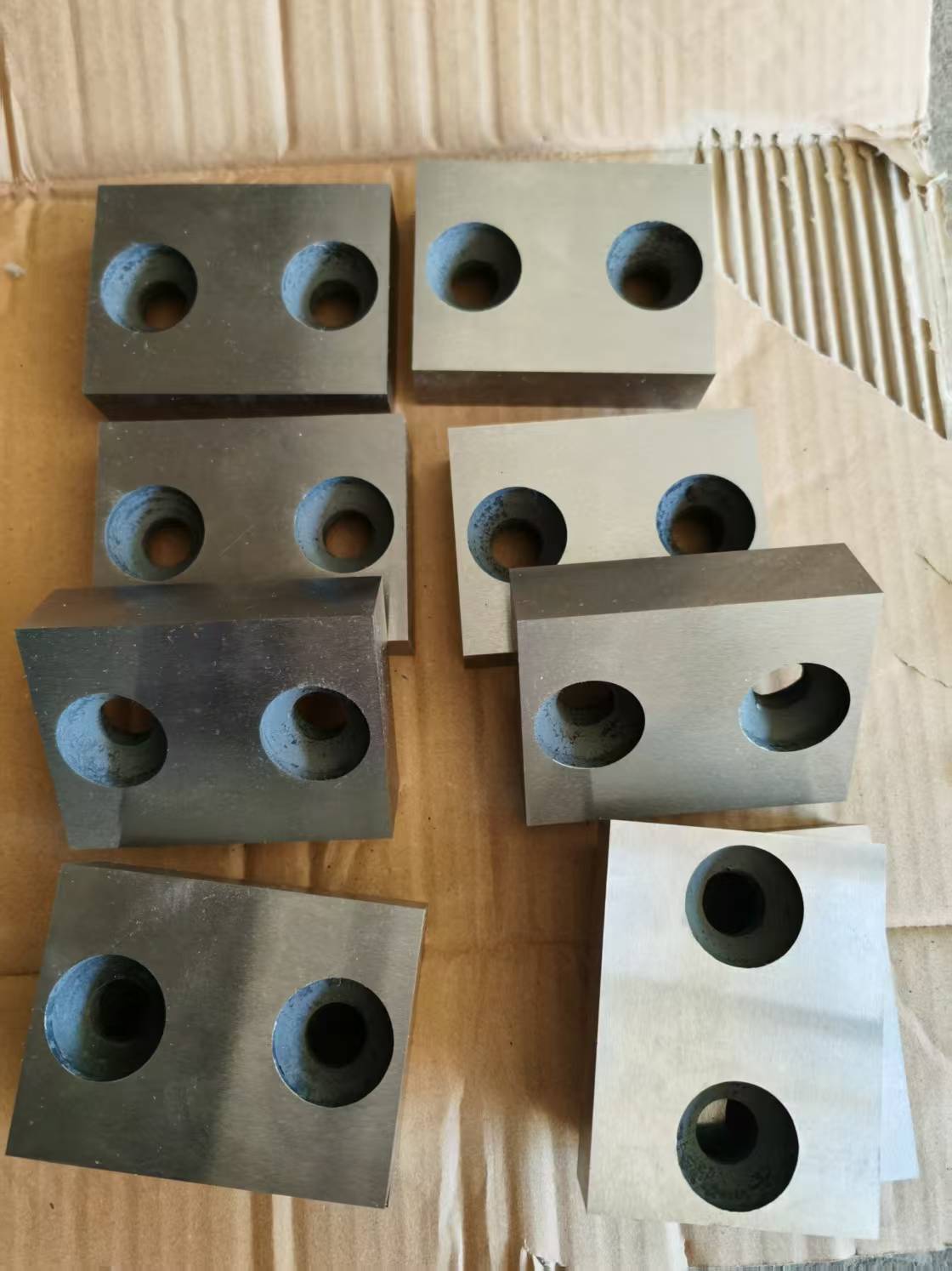 rebar-cutter-knives-with-double-holes-100x75x30mm