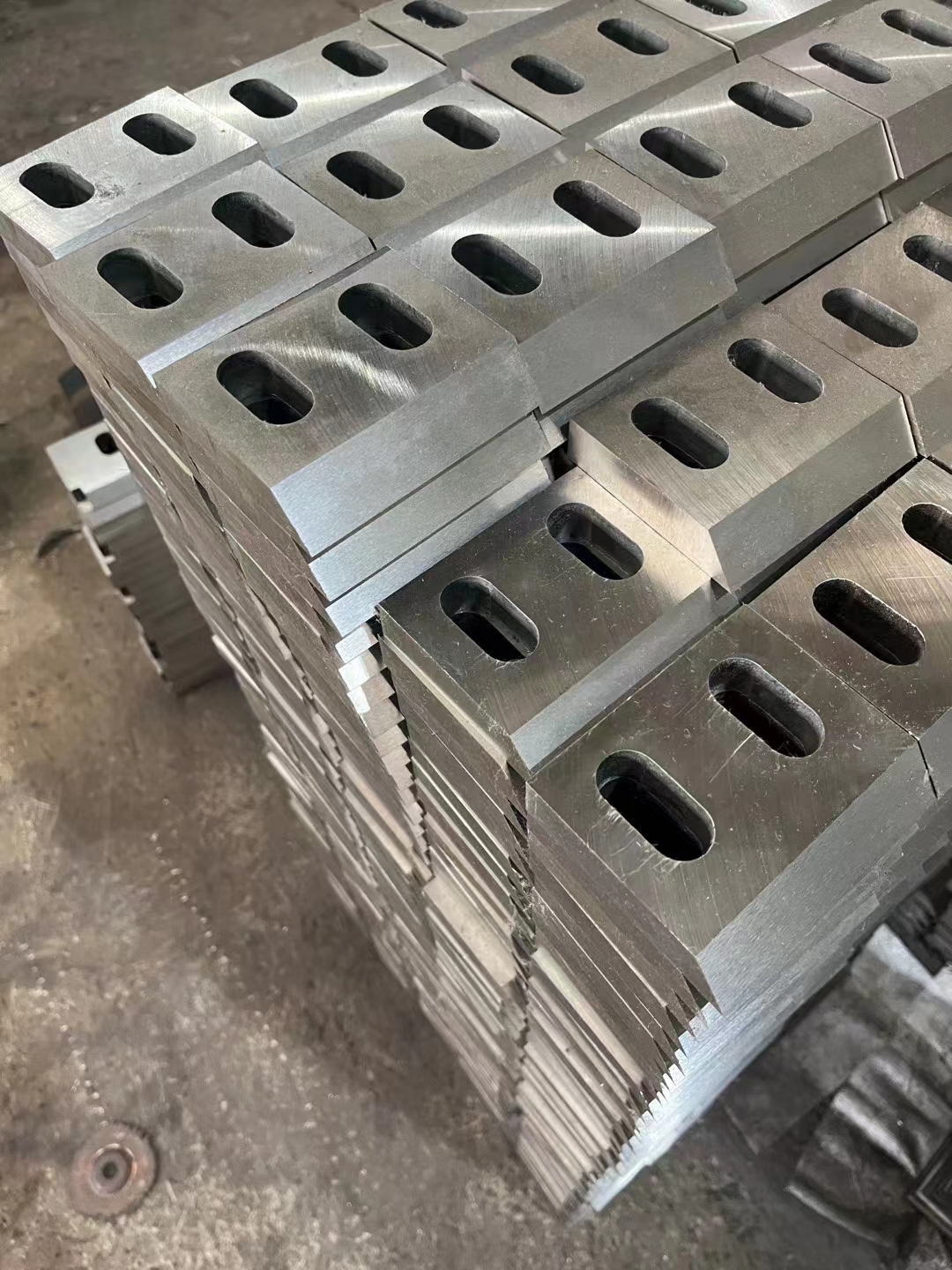 plastic-crusher-blades-manufacturer-04