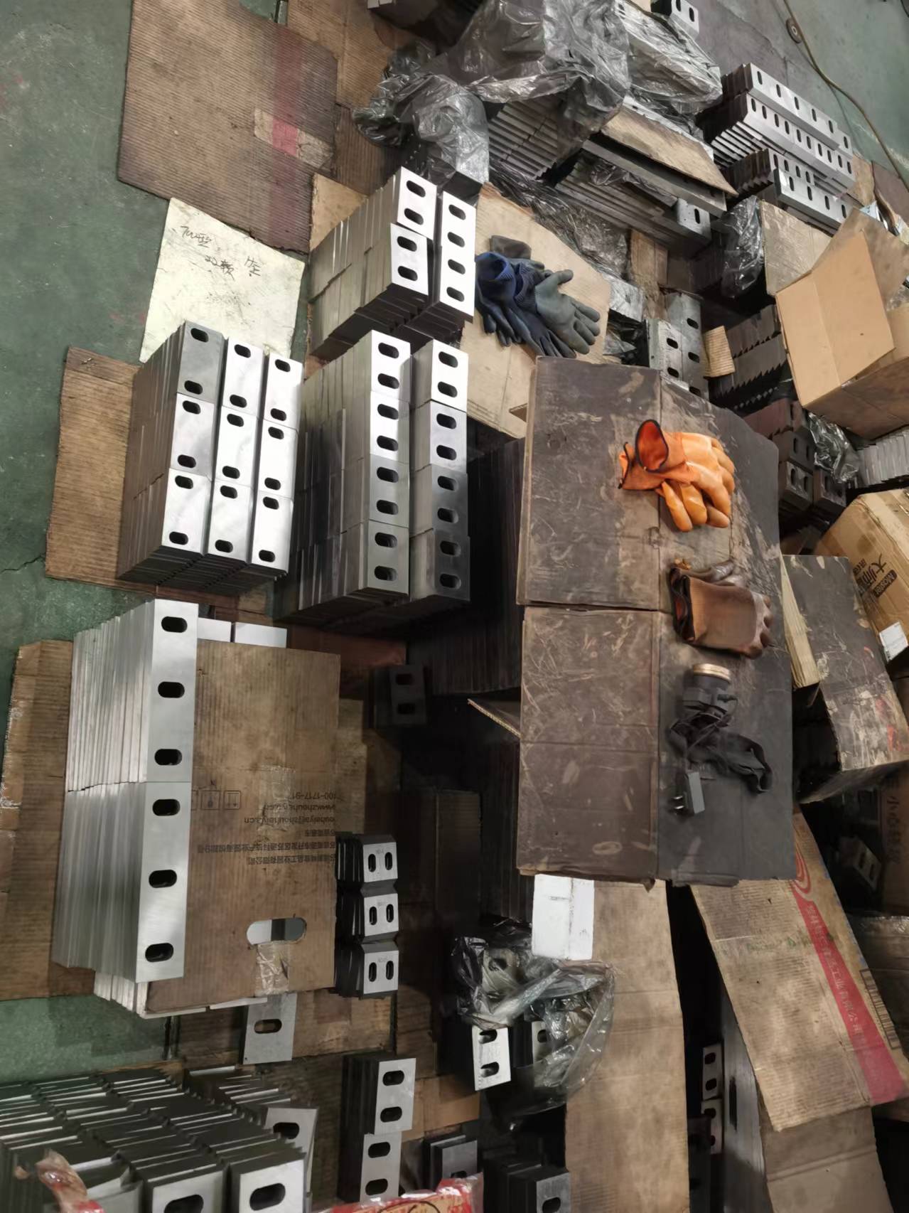 Plastic shredder blades (57)