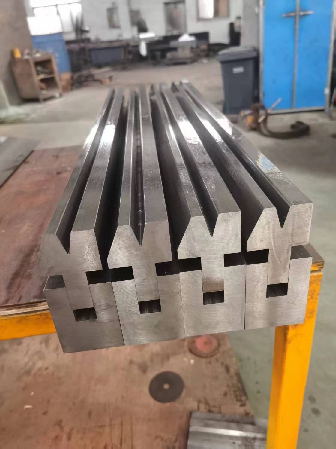 press-brake-tooling-warehouse-inventory-06