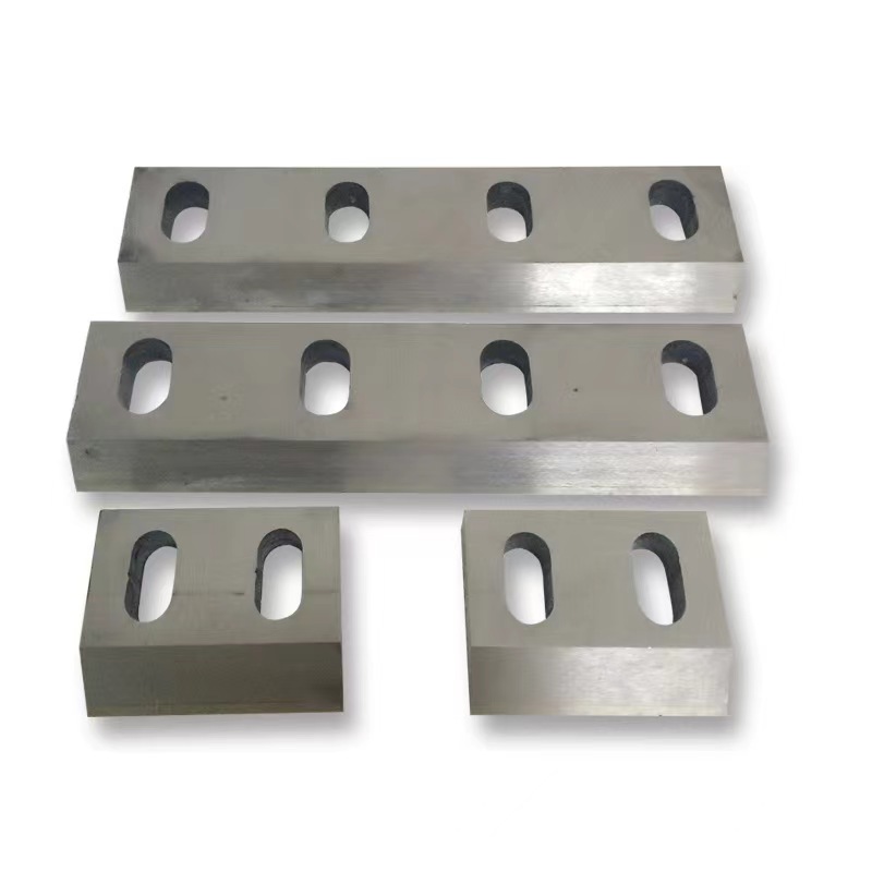 Durable plastic shredder blades for industrial crushing of PET bottles, PVC, and PE scrap