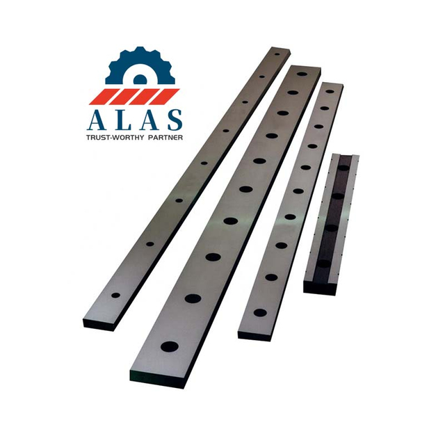Asymmetric knives with 2-edge upper blades and 4-edge lower blades for radial shear machinery