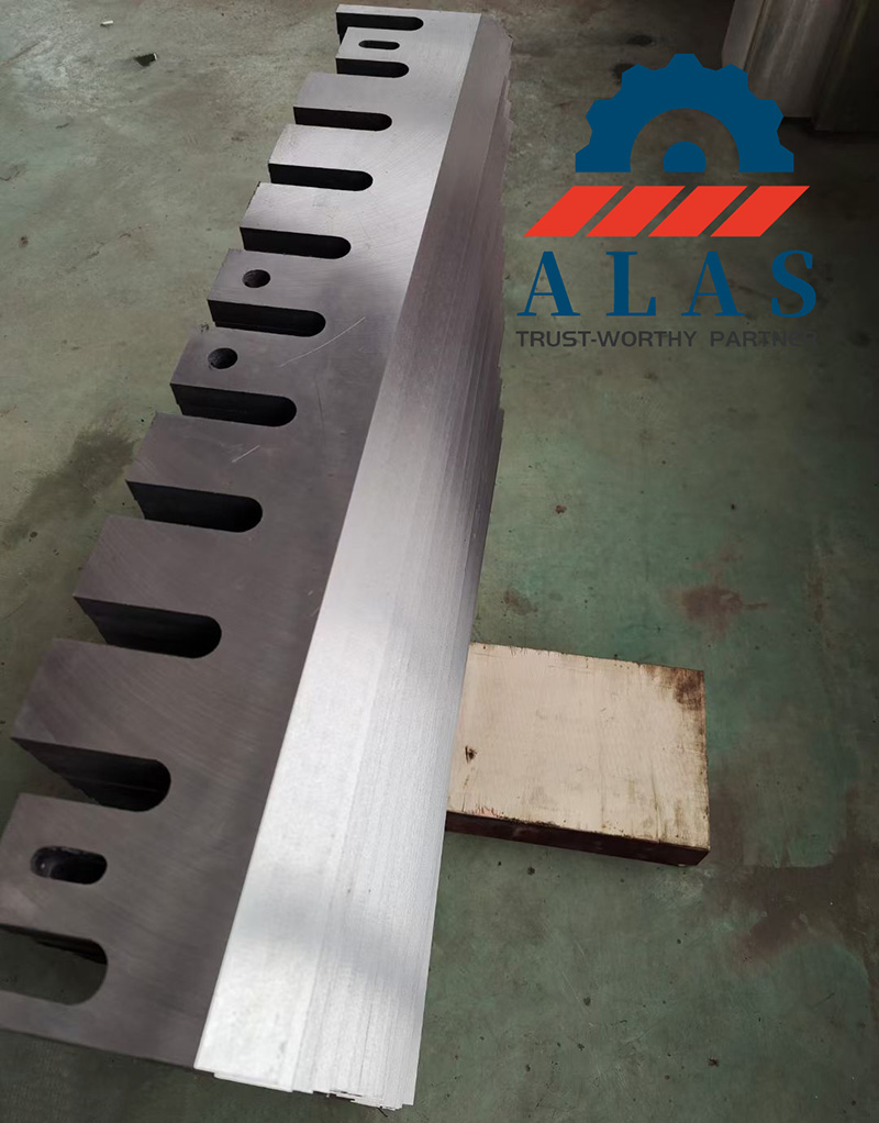 Heavy-duty multi-slot industrial counter knives with precision bevel ground cutting edges