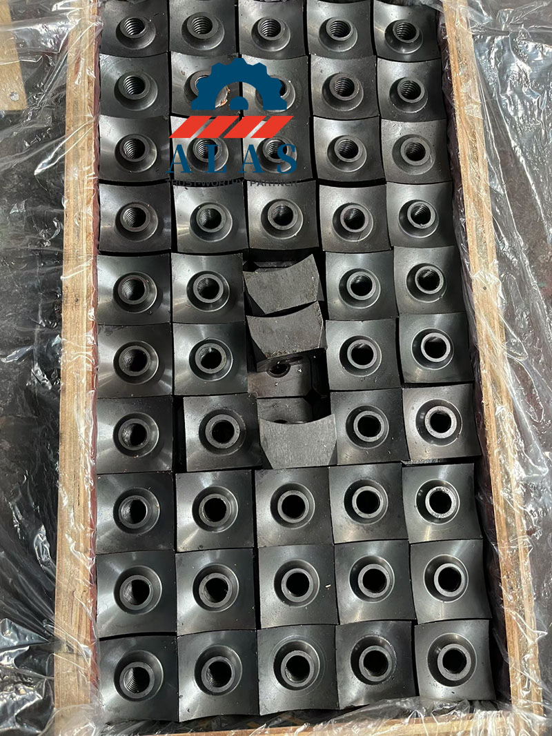 ALAS heavy-duty square concave shredder knives and segmented blocks for industrial multi-shaft plastic size reduction