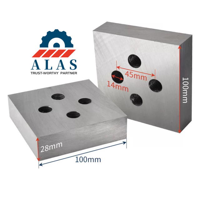 GQ60 rebar cutting machine blade with 4 holes and 100x100x28mm dimensions