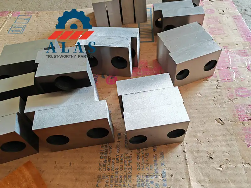 Vacuum furnace quenched rebar cutter blades exhibiting precise CNC surface finish-grinding parameters
