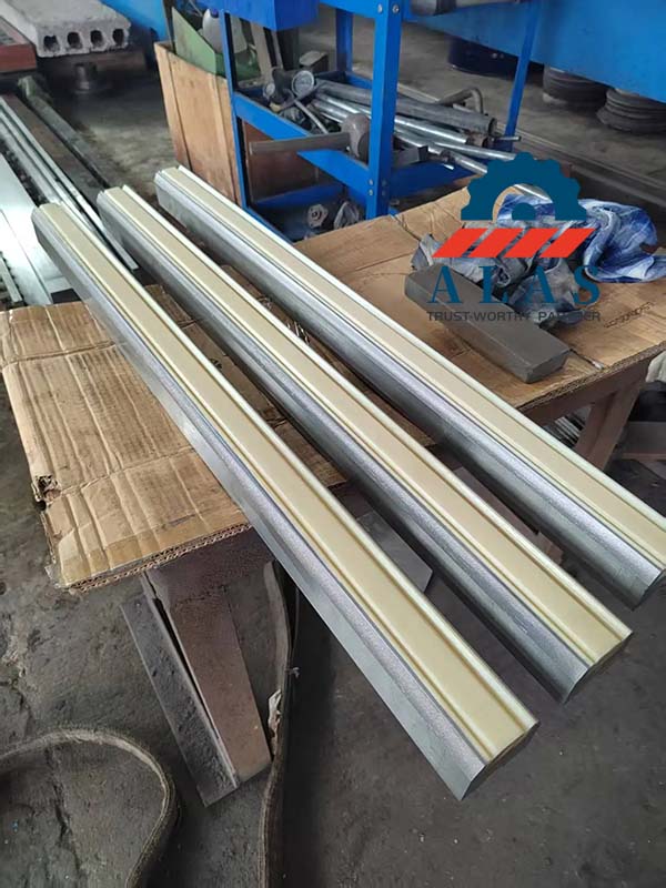 ALAS precision single V press brake dies equipped with urethane anti-marking inserts