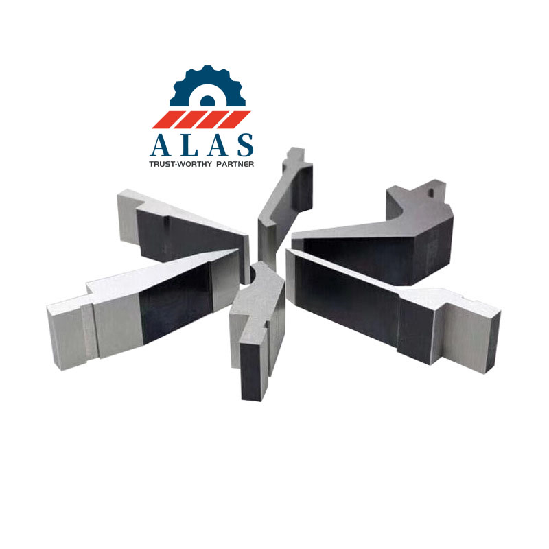 Sectionalized straight punch segments processed by batch ground CNC machines to maintain perfectly matched bending lines