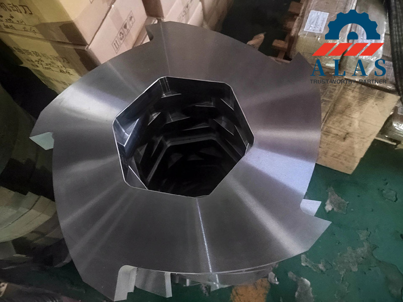 Heavy duty double shaft shredder knives with hexagonal bore and 4 claws