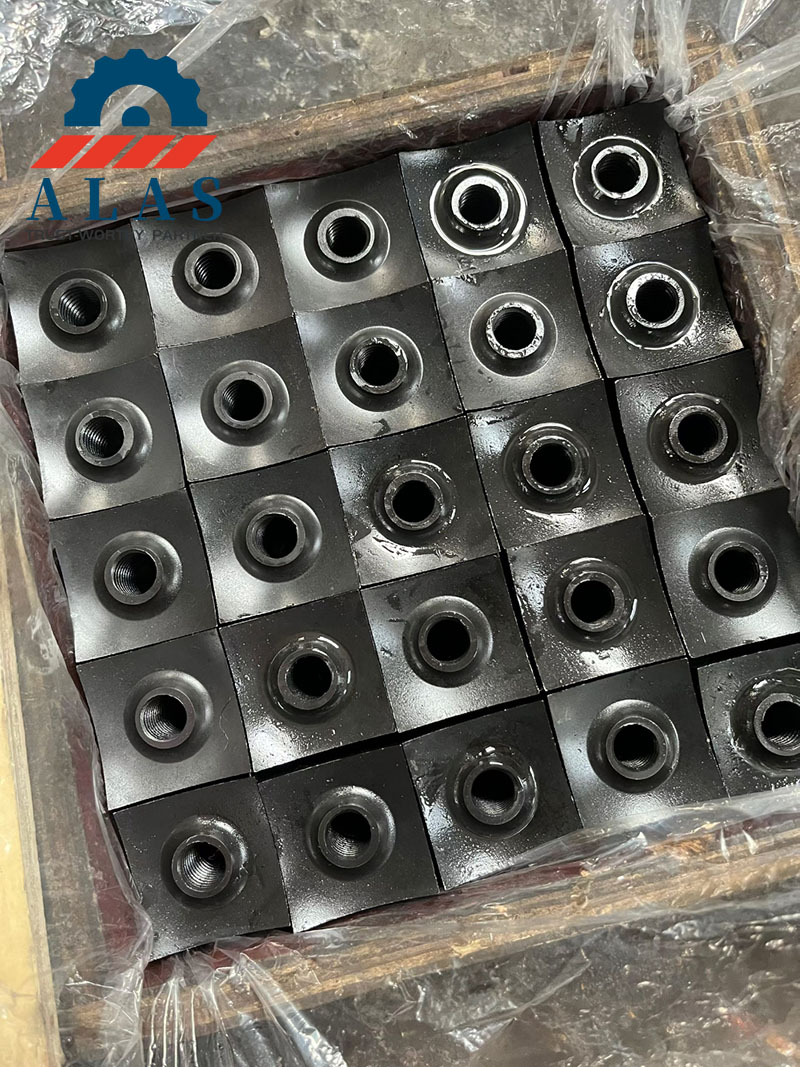 High carbon steel single shaft shredder square rotary knives and insert blades in wooden crate