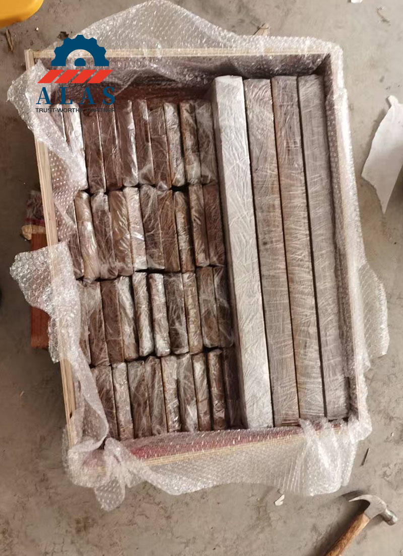 Heavy-duty rebar shearing blades packed securely inside a reinforced export plywood wooden case with bubble wrap protection
