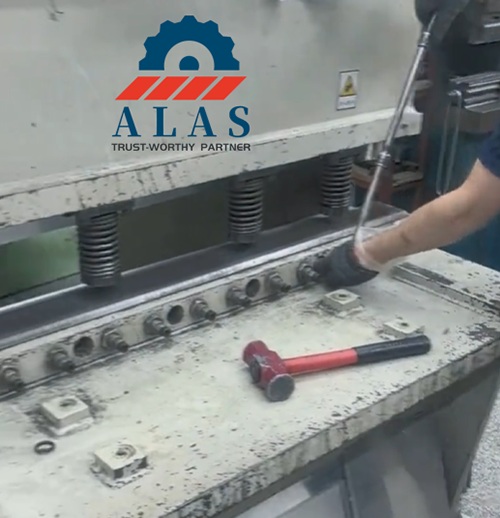 How to Replace Blades on a Metal Shear: Step-by-Step Installation Guide