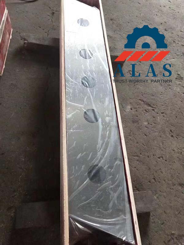 Heavy duty alligator shear blade safely packed in export wooden case with anti rust protective film