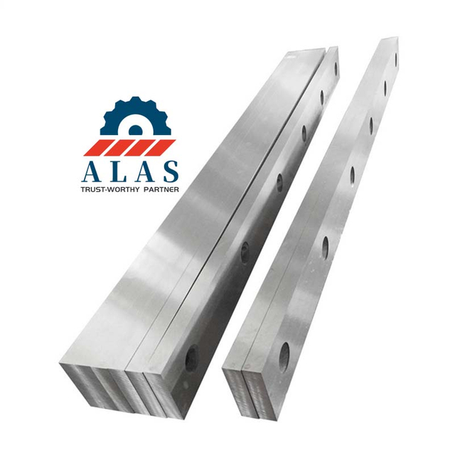 High-impact guillotine shear knives made of 6CrW2Si and H13 tool steel grades