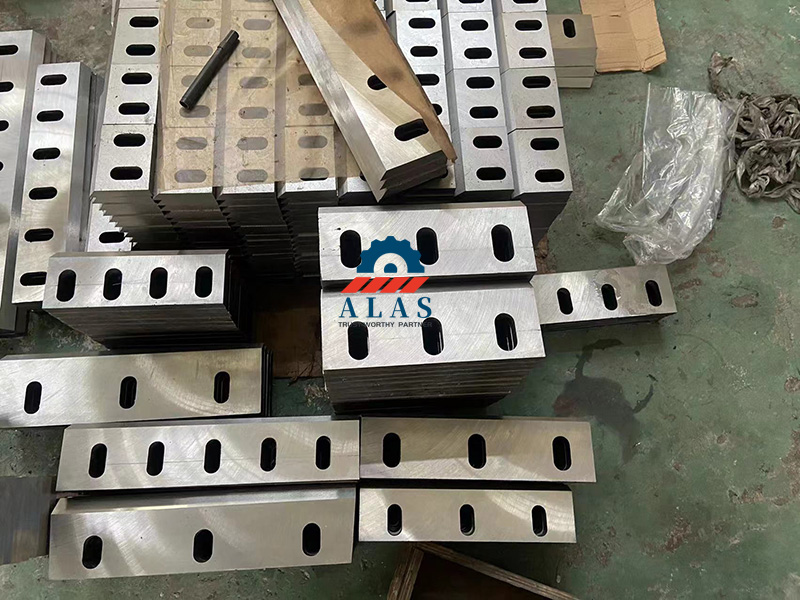 Plastic Crusher Blades Guide: Material Selection, Structural Design, And Lifespan Optimization