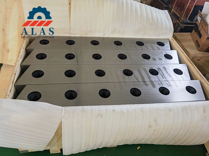 Export standard wooden box packaging for custom scrap metal shear blades by ALAS Machinery