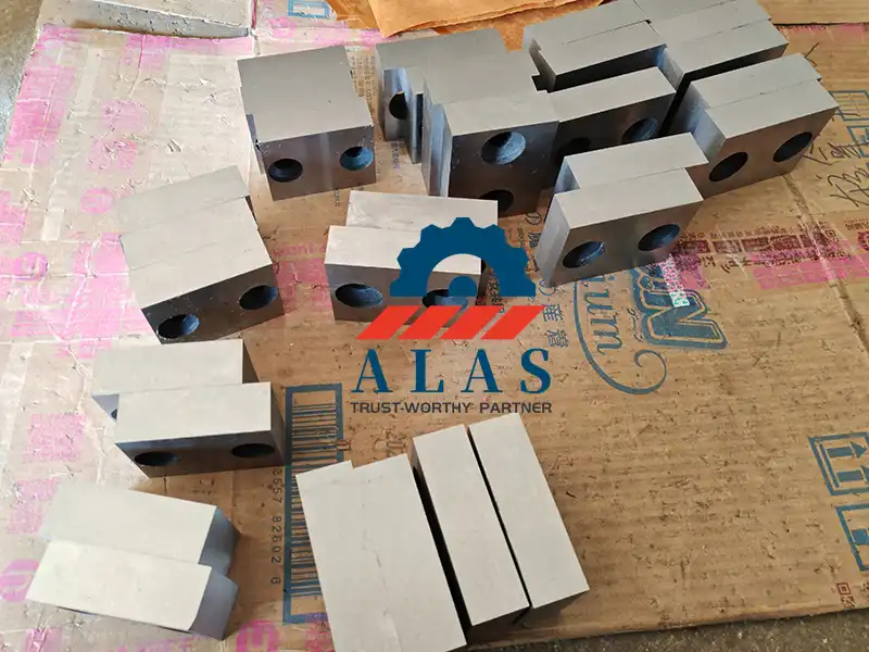 ALAS Korean standard rectangular 2-hole rebar cutter blades compatible with Kunwoo, Taehwa, and Seoul Machinery