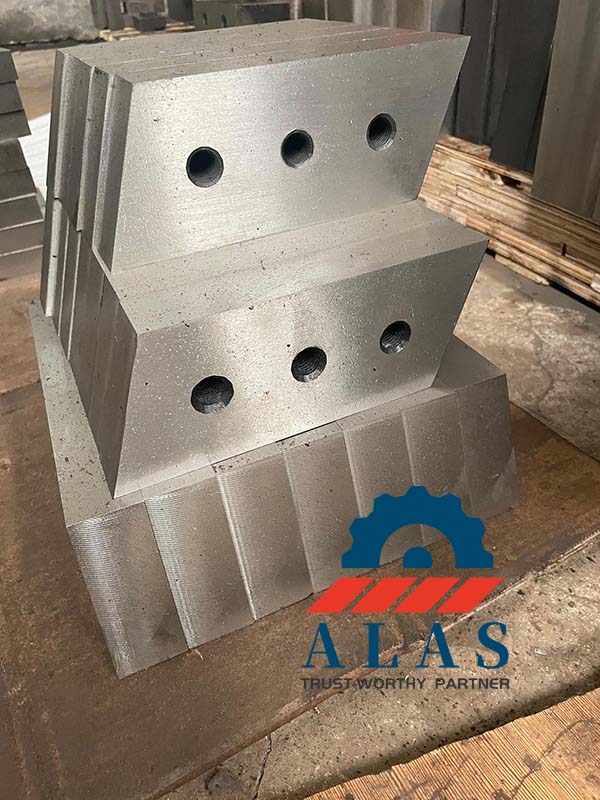 CNC milled replacement alligator shear knives with precision counterbores and ground cutting bevels