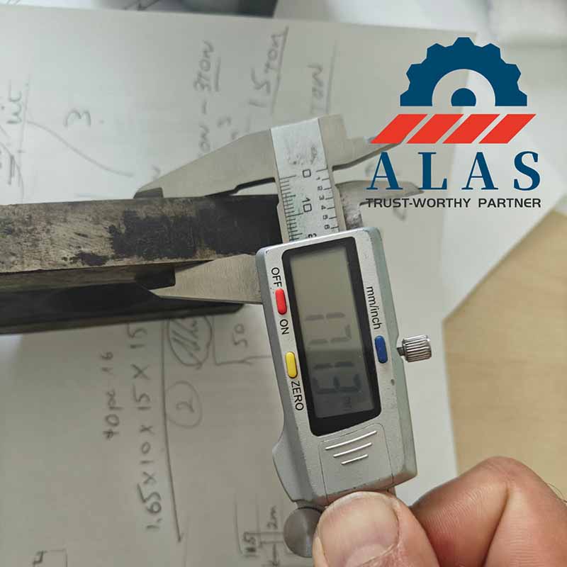 Tracking critical thickness tolerance parameters on a heavy scrap metal shear blade showing 17.13mm