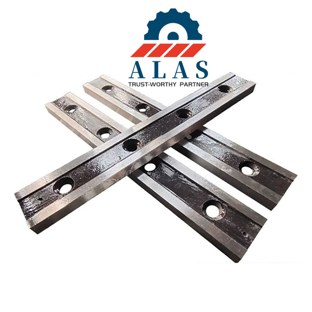 High-precision rectangular steel shearing knives optimized for thin metal sheet cutting.