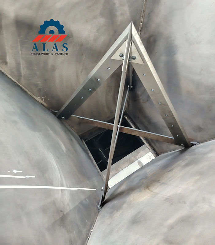 FIBC bulk bag cutter blade hopper installation