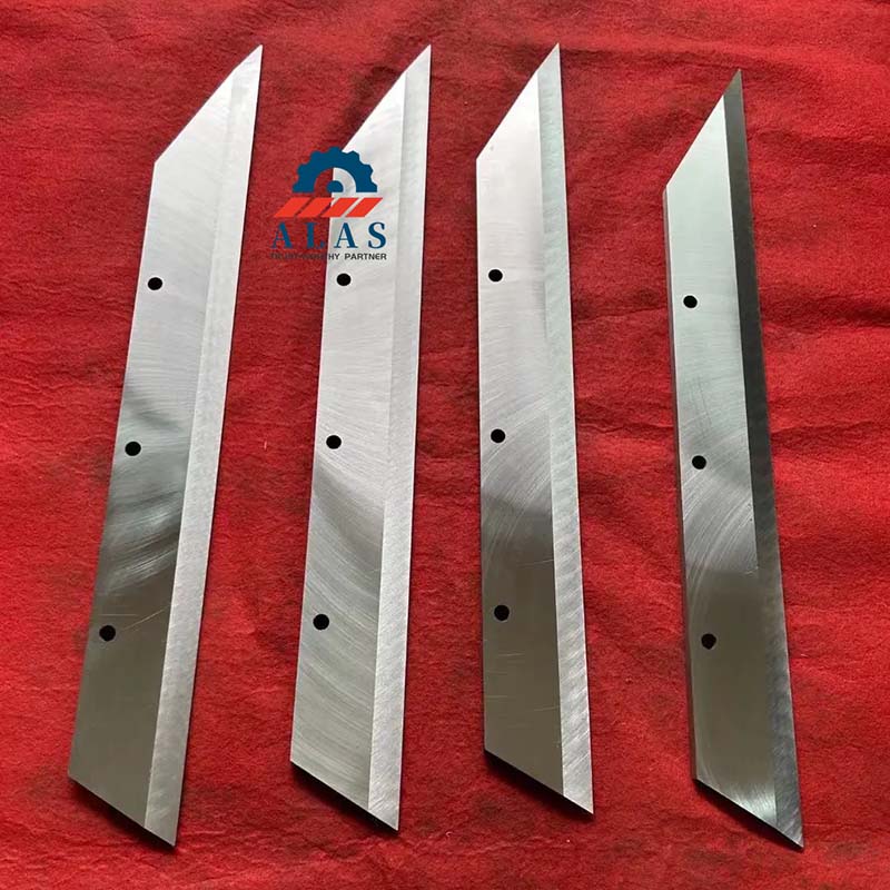 Precision ground Cr12MoV alloy steel bulk bag cutter blades with vacuum quenching treatment