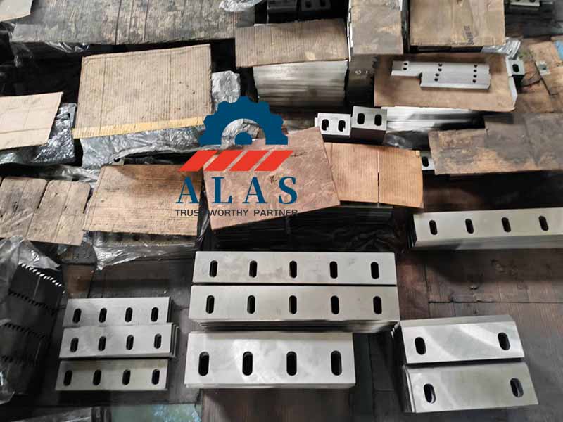 Bulk aftermarket replacement plastic grinder blade manufacturing lines