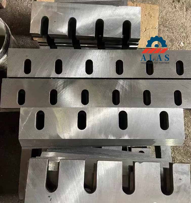 Custom length plastic granulator blades with specialized multi-hole and U-notch coordinates.