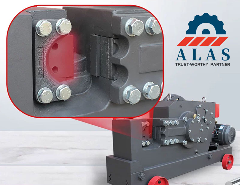 Replacement rebar cutting machine blade installation structure and assembly alignment in industrial cutter