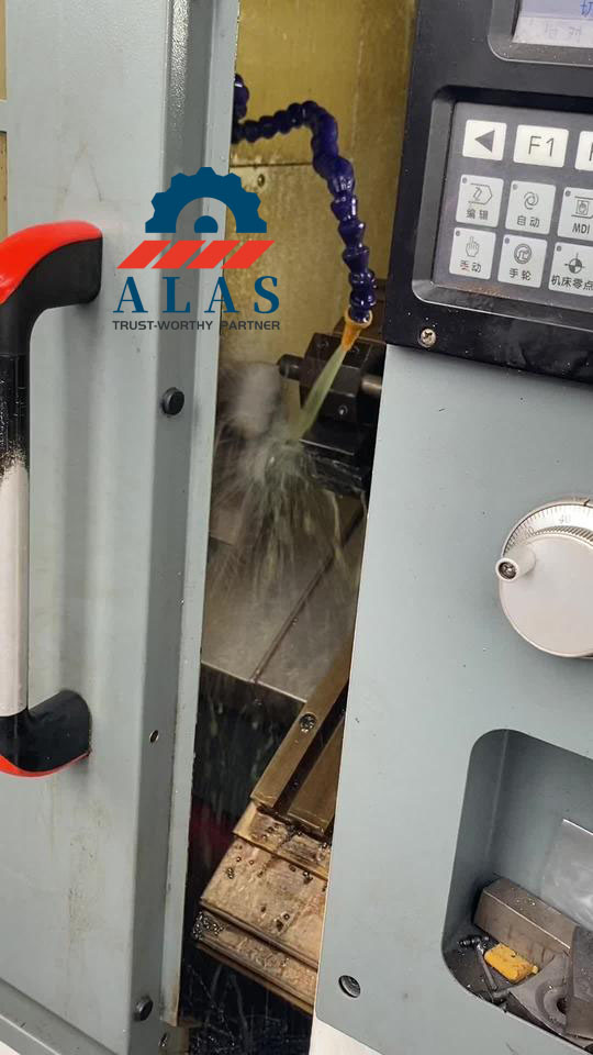 cnc-turning-machining-shredder-blade
