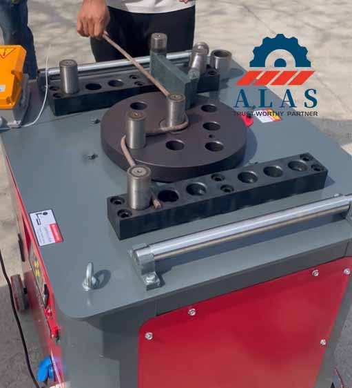 CNC automated wire and stirrup bending machine head utilizing h6 h7 positioning fit mandrel during rotation